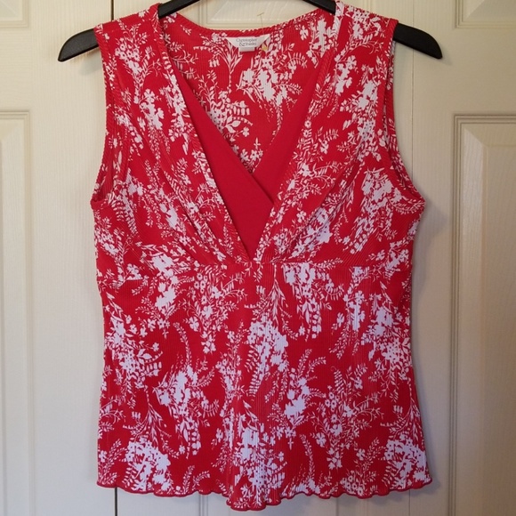 Nice Top - Picture 1 of 3